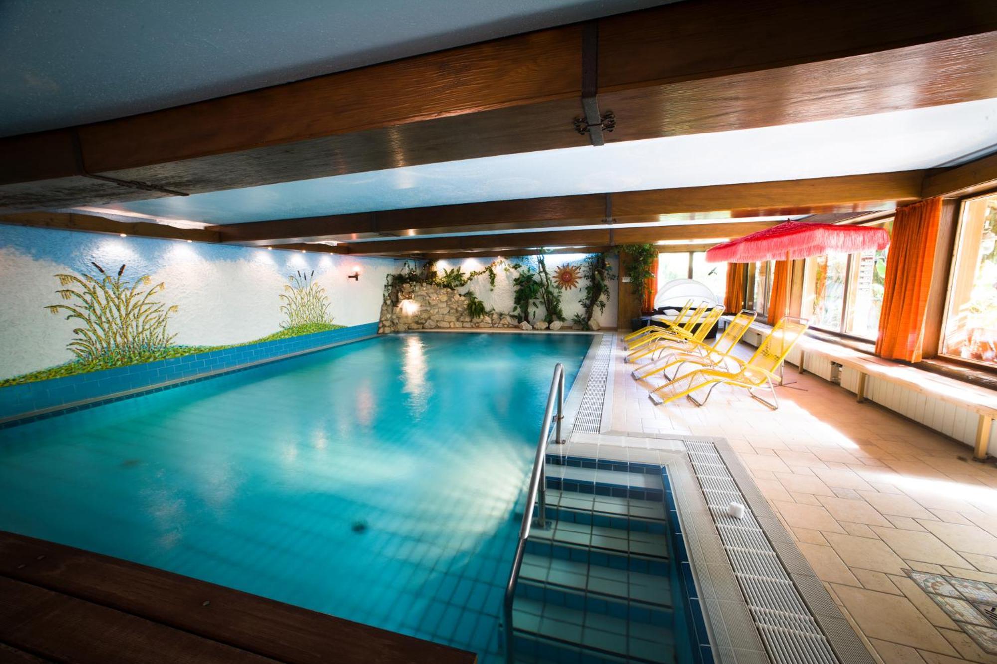 Hotel Landgasthof Zum Schildhauer Halfing Экстерьер фото