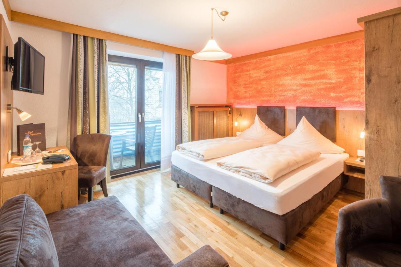 Hotel Landgasthof Zum Schildhauer Halfing Экстерьер фото
